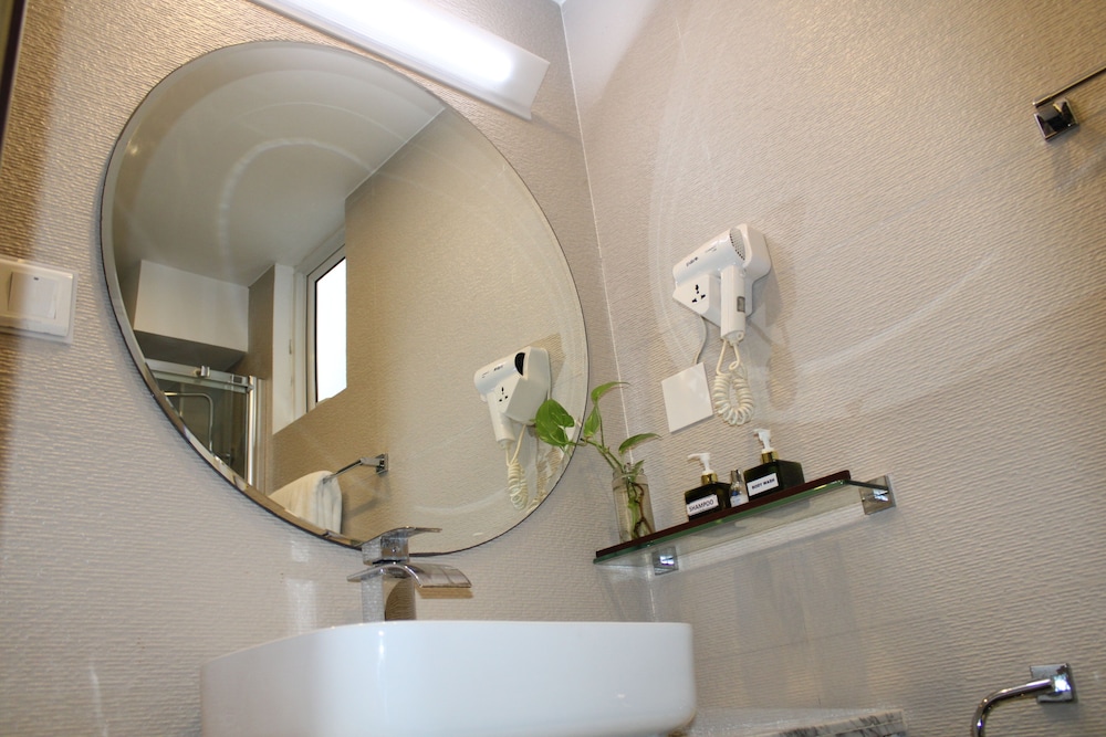 Standard Double Room, Non Smoking - Photo 20