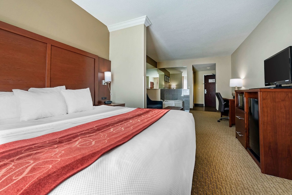 Suite, 2 Queen Beds, Accessible, Non Smoking photo 1