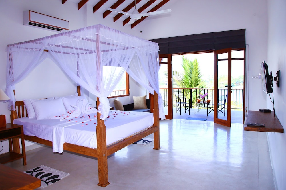 Superior Double Room, Sea Facing