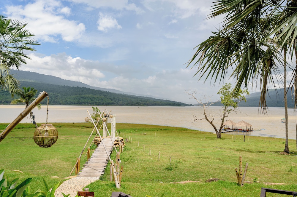 Bamboo Duplex Suite Villa 4 - Photo 6