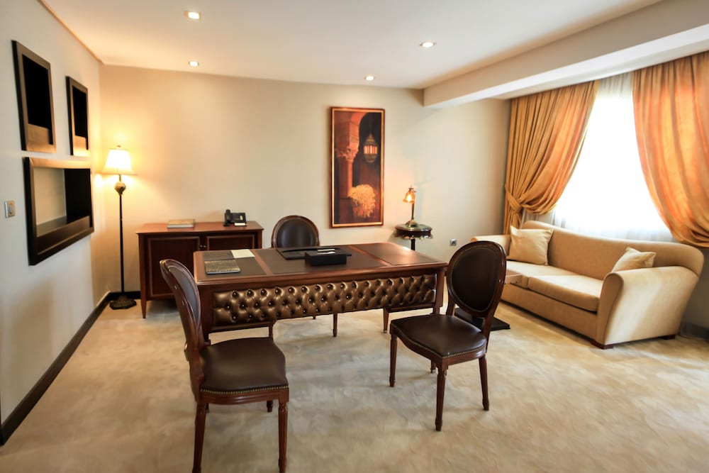 Suite Ambassador - Photo 8