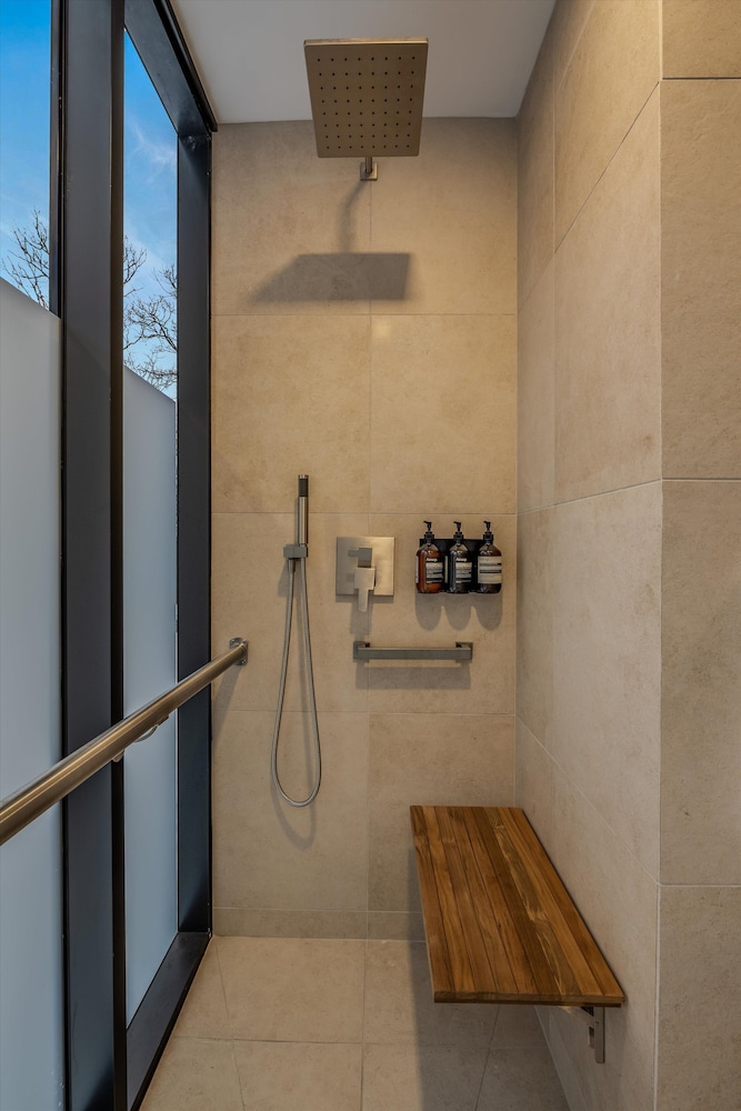 Villas Mirror - Retiro Moderno con jacuzzis privados y vista a la montaña, Foto 12