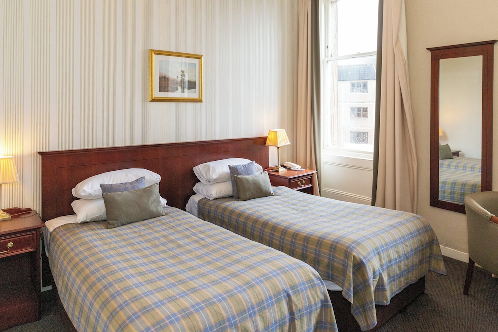 Superior Twin Room (1 Adult) - Photo 1