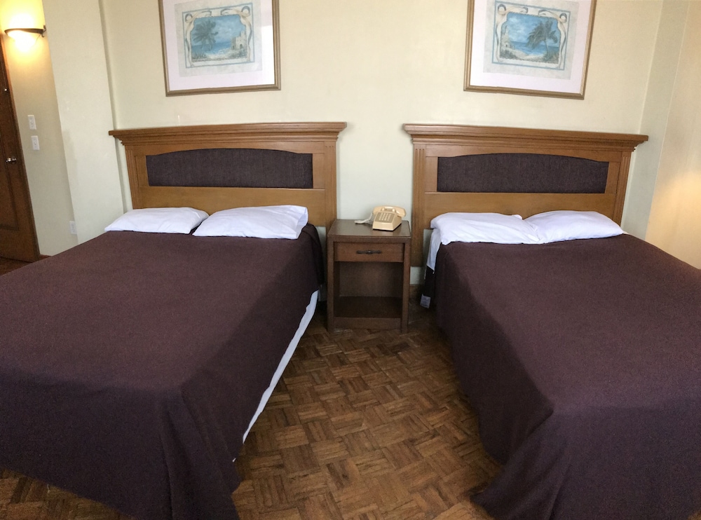 Standard Room, 2 Double Beds photo 1