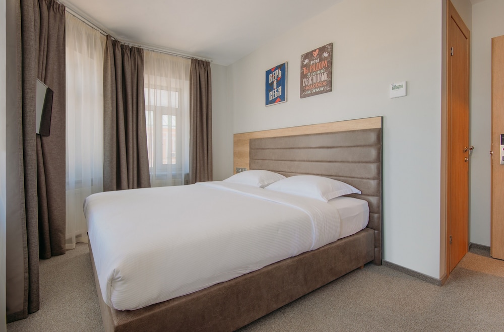 Standard Double Room, Non Smoking photo 1