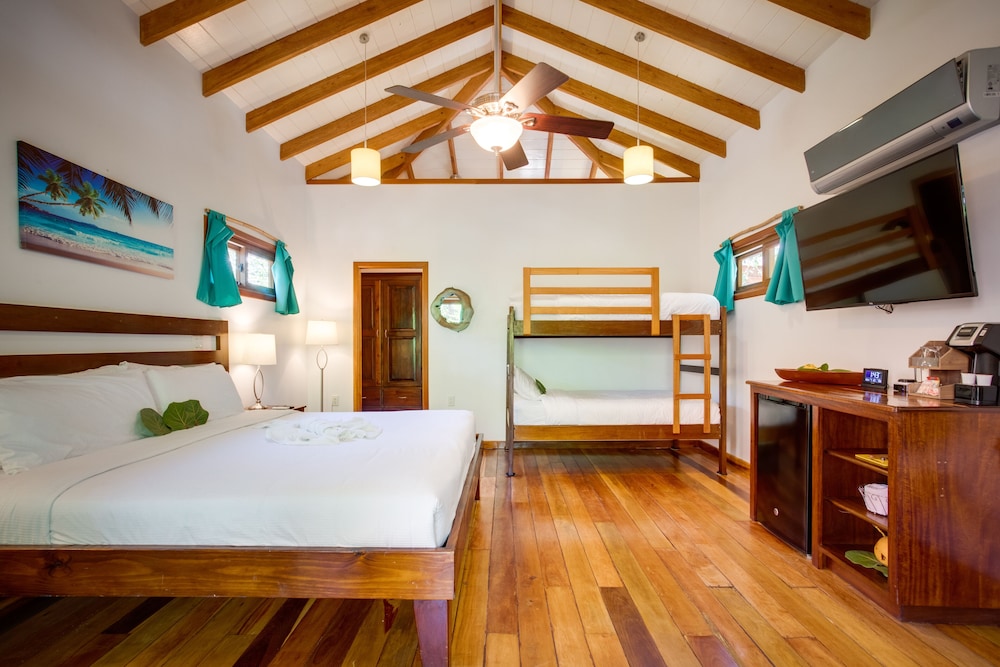 Deluxe Tree House, Multiple Beds, Garden View, Garden Area
