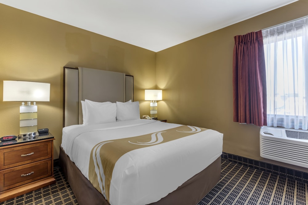 Room, Multiple Beds, Non Smoking - Photo 3