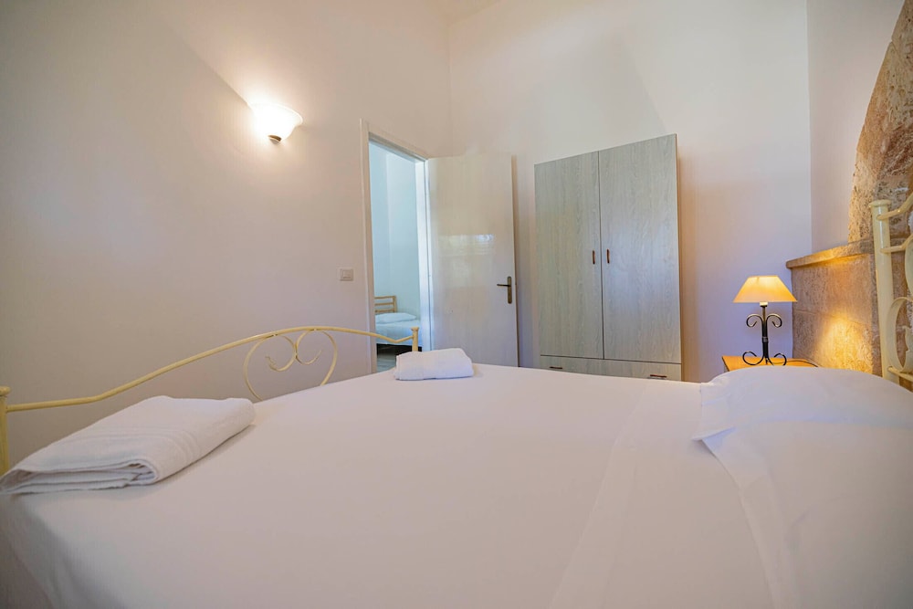 Royal Quadruple Room photo 2