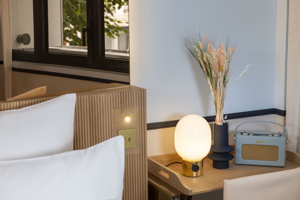 Double Room with Spa Bath Access 1 hour photo 2