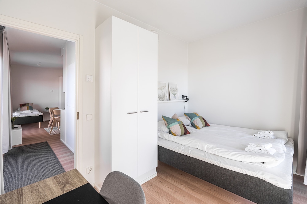 Family Apartment, 1 Bedroom, Balcony photo 3