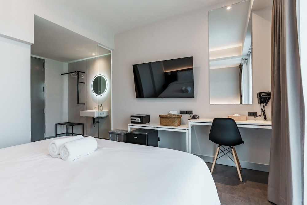 Double Room - Photo 2