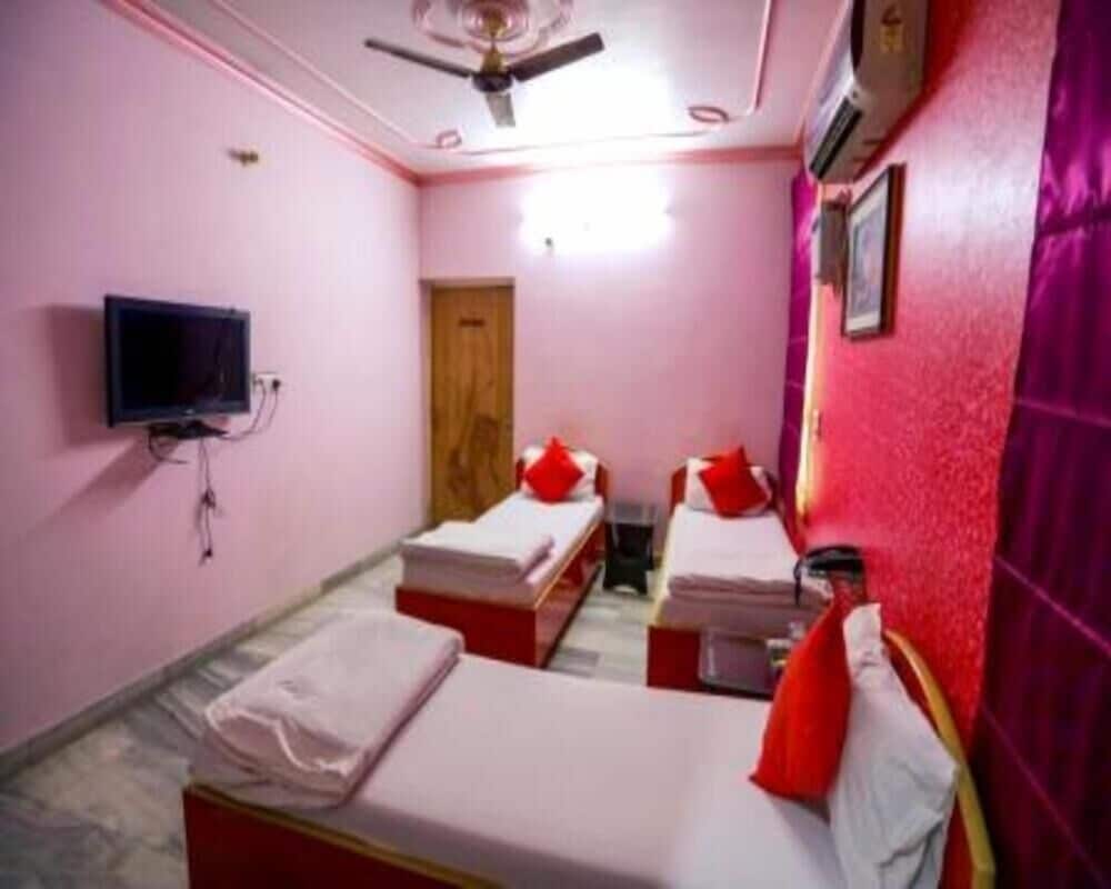 Deluxe Triple Room - Photo 5