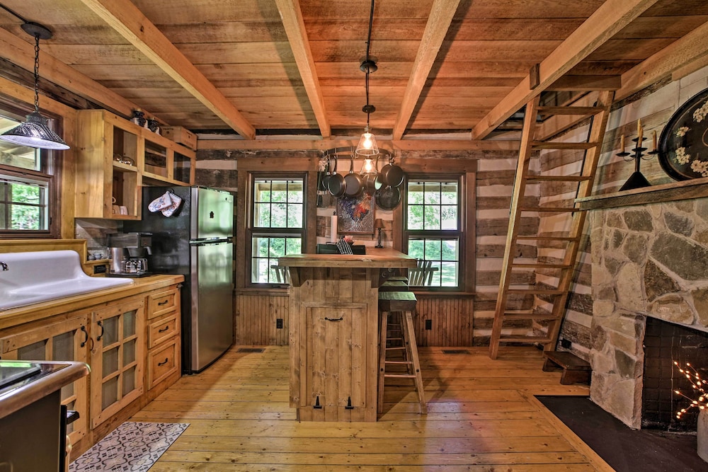 House (2 Bedrooms) photo 2