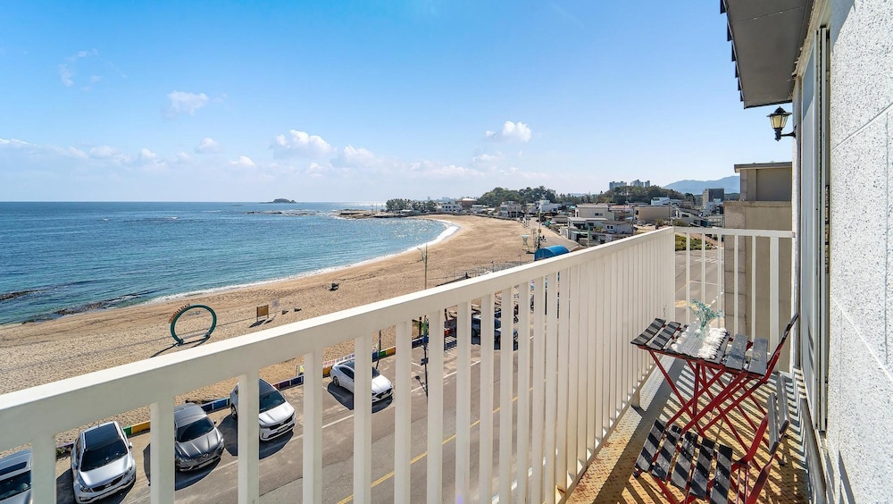 Basic Room, 1 Bedroom (301(Ocean view)) - Photo 10