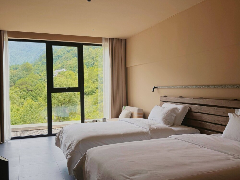 Traditional Twin Room