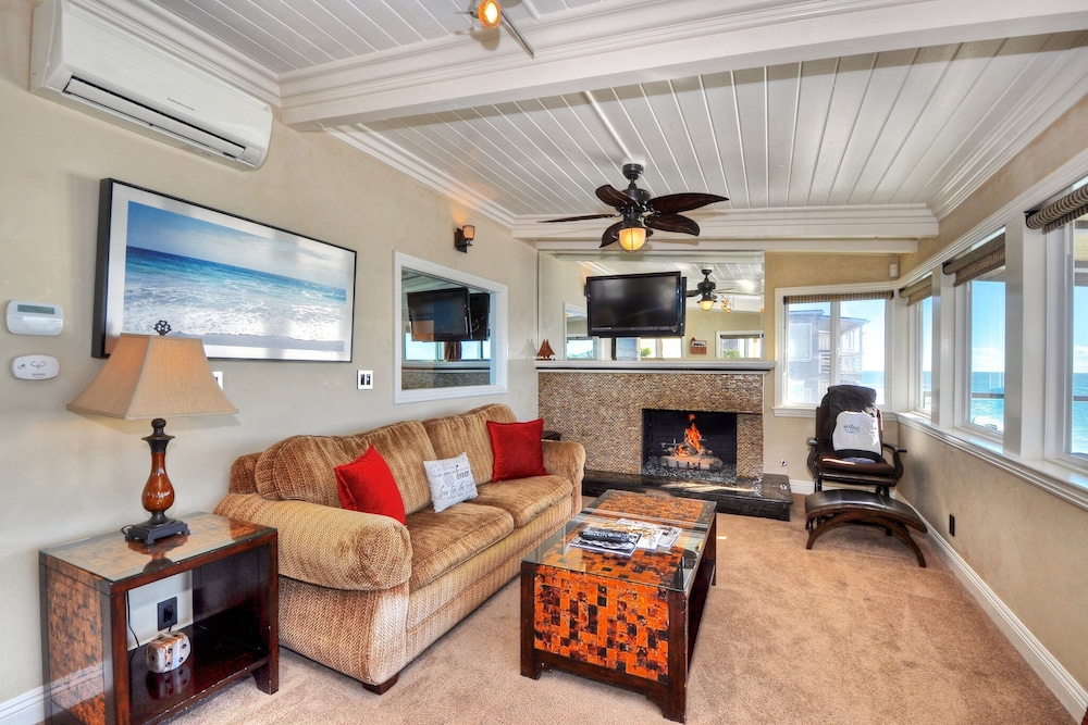 Premier Villa, 1 Queen Bed with Sofa bed, Balcony, Ocean View photo 1