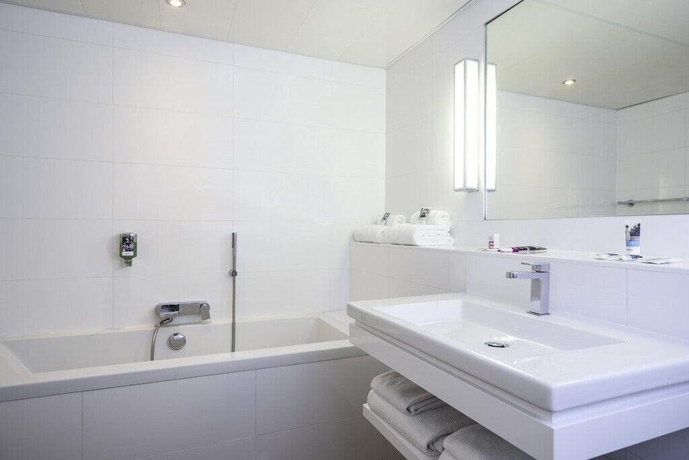 Junior Suite, 1 Double Bed - Photo 4