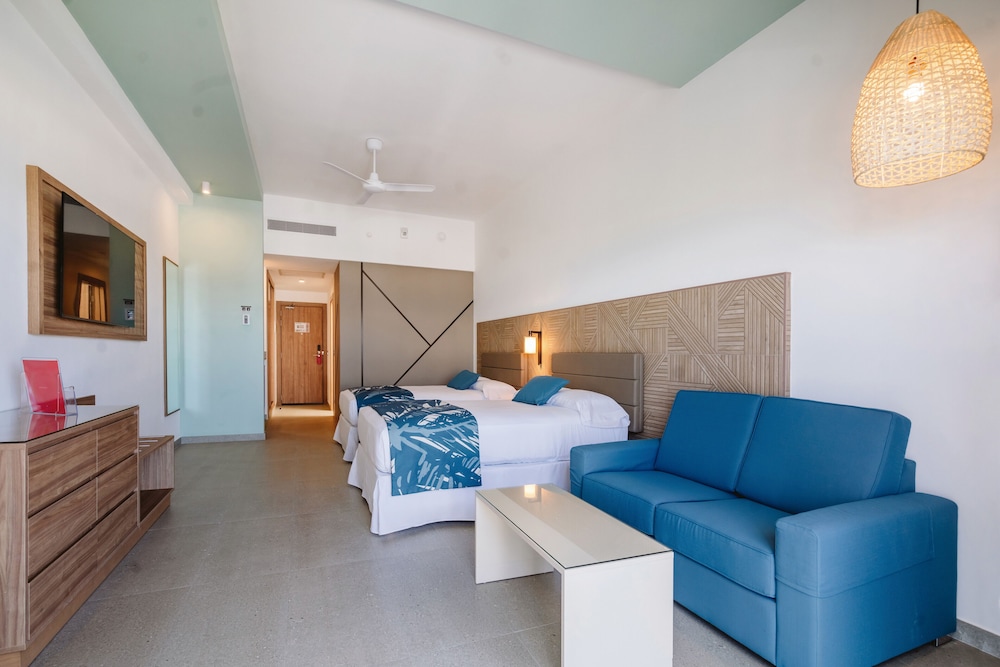 Double Room, Partial Sea View (l)