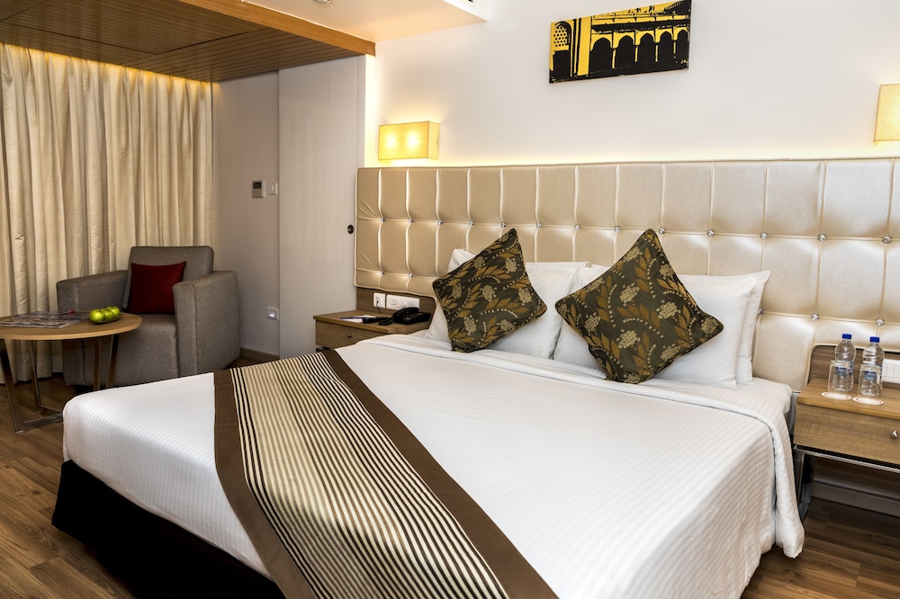 Executive Suite, 1 King Bed photo 1