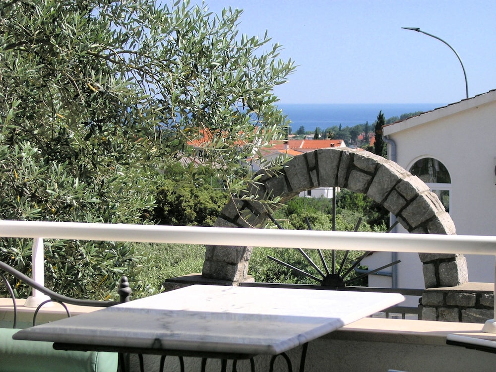 Apartment (A1) - Photo 11