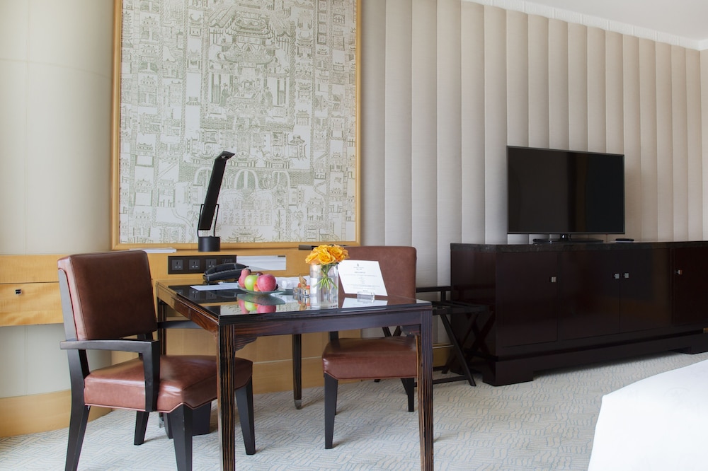 Executive Room, 2 Double Beds - Photo 7