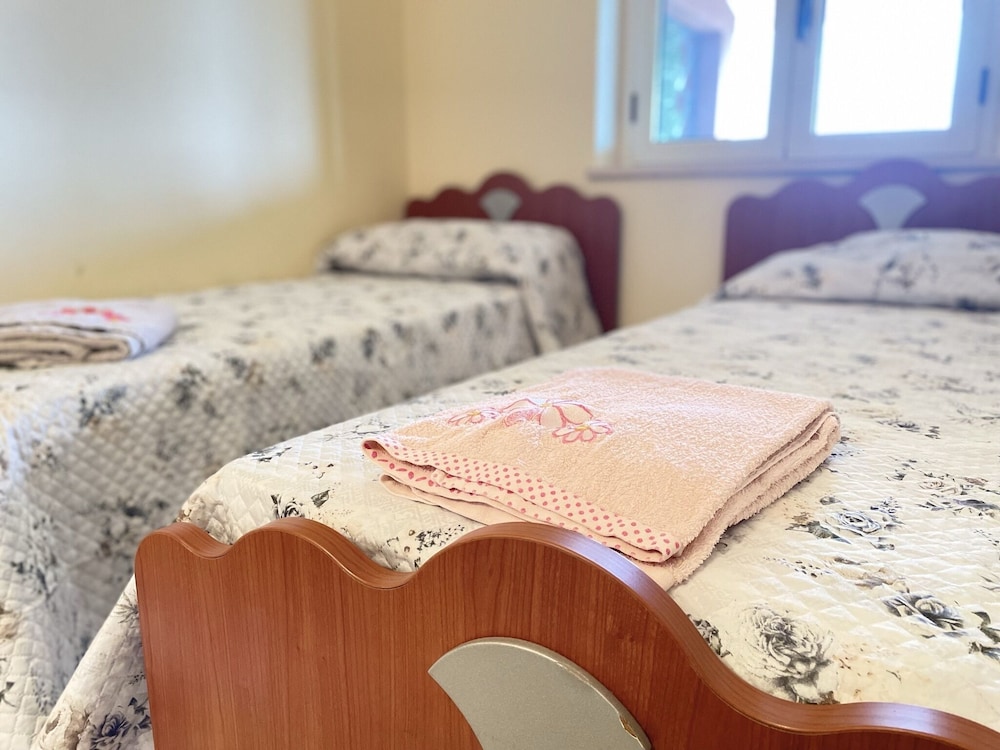 Family Apartment, Private Bathroom, Partial Sea View (Primo Piano) photo 3