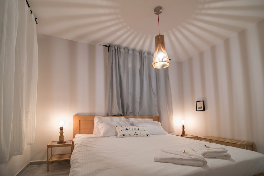 Deluxe House, 3 Bedrooms, Resort View, Courtyard Area (Kerem)