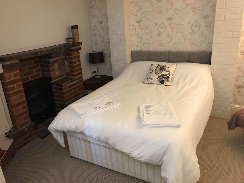 Double Room, Shared Bathroom photo 3