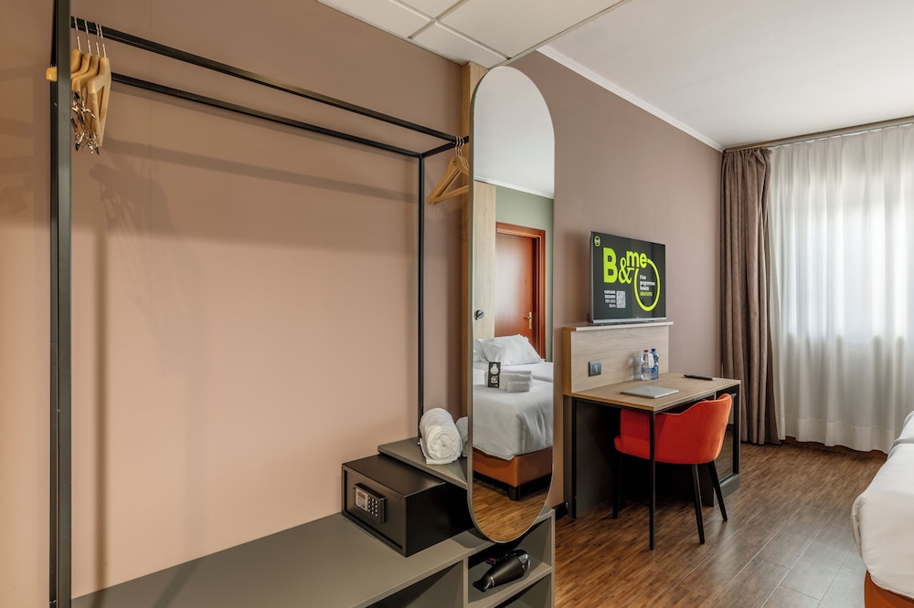 Standard Twin Room - Photo 2