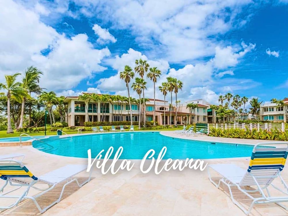 Villa photo 1