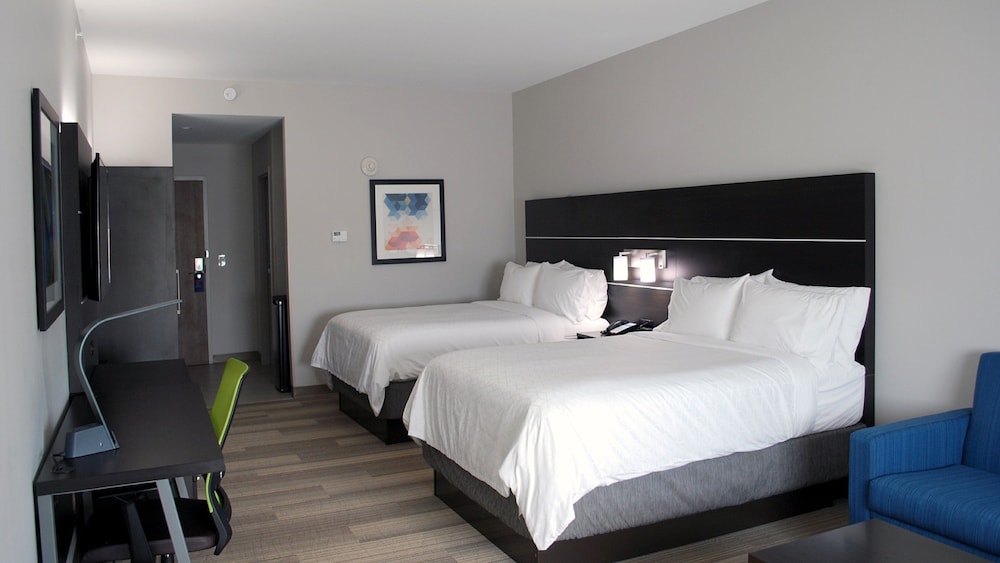 Standard Room, 2 Queen Beds, Accessible (Communication) photo 3