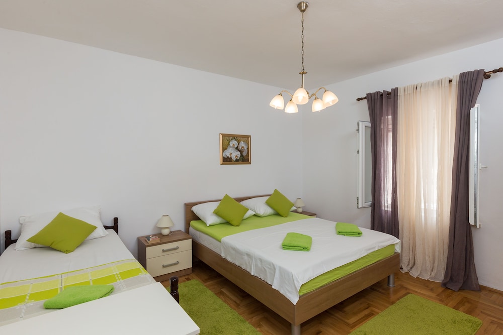 Apartment (Two Bedroom Apartment) photo 2