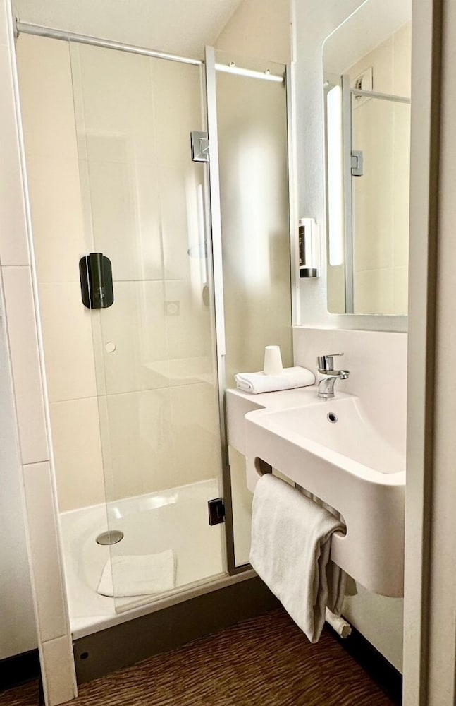 Double Room, Mobility Accessible, Non Smoking - Photo 5