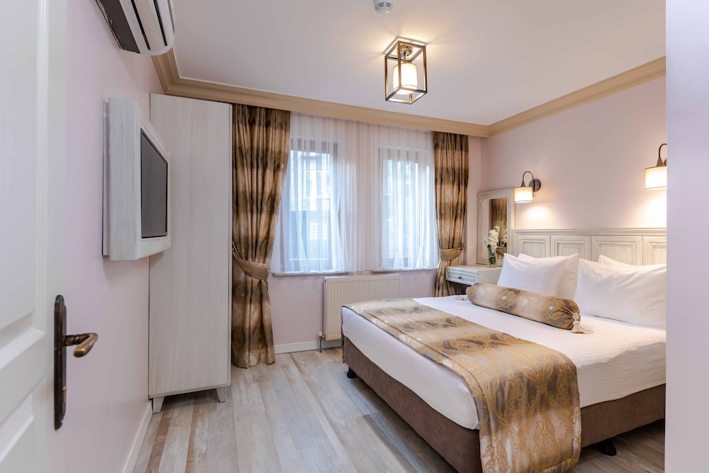 Economy Double Room photo 1