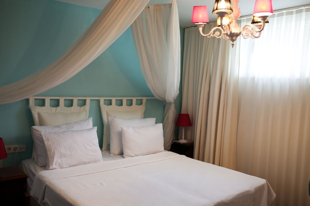 Economy Double Room (Half Basement)