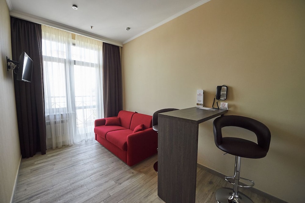 Luxury Room, 1 King Bed, Non Smoking
