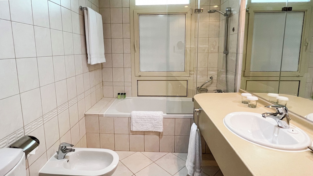 Apartment, 1 Bedroom thumbnail 5