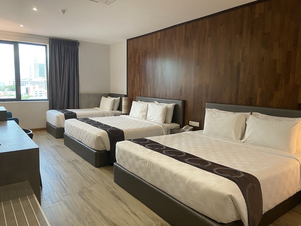 Premium Family Suite