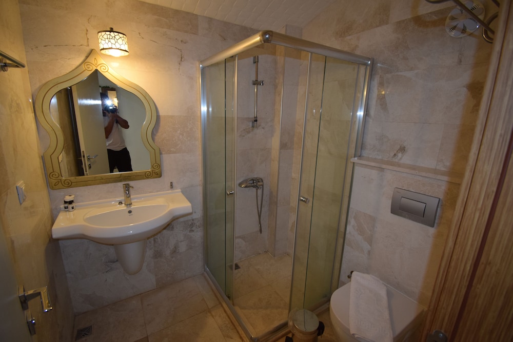 Classic Triple Room photo 2