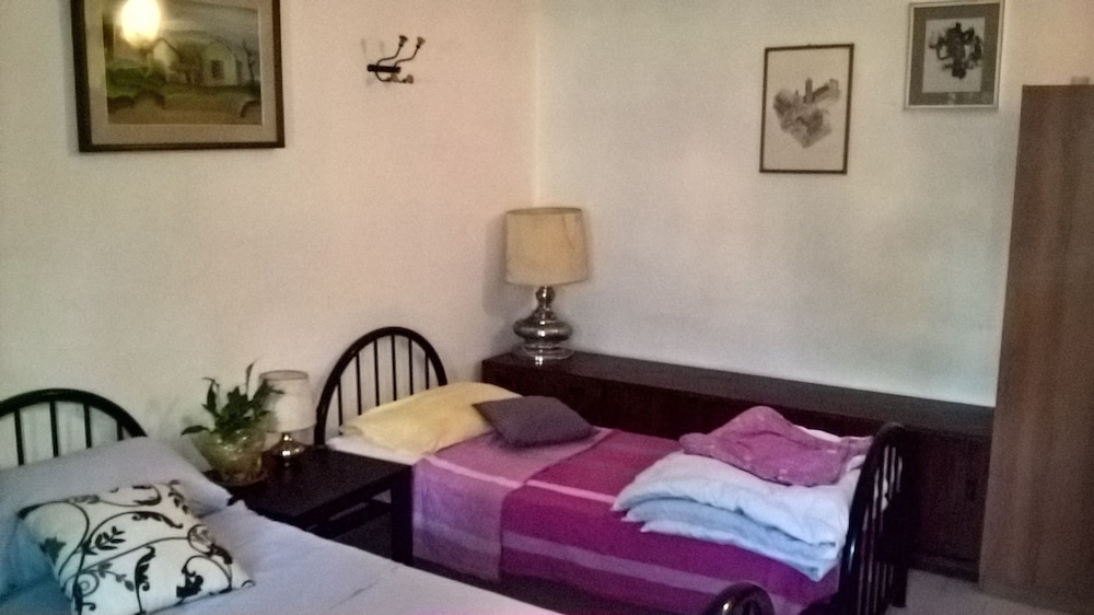 Standard Apartment, 2 Bedrooms - Photo 2