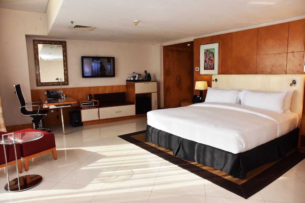 Deluxe Suite, 1 Bedroom photo 2