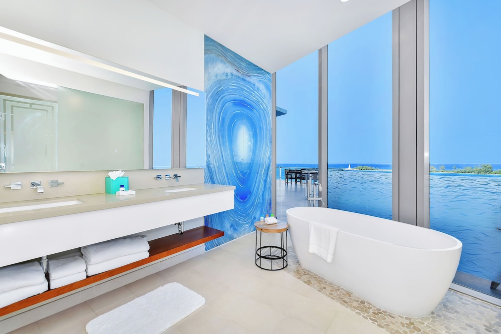 Four Bedroom Suite, Multiple Beds, Kitchen, Ocean View (Residence) photo 3