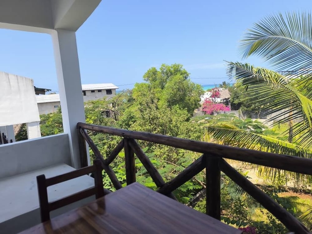 Deluxe Double- Sea View