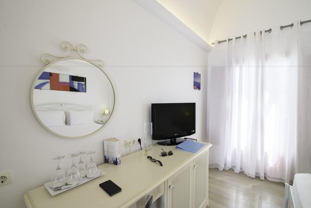 Executive Double Room - Photo 7
