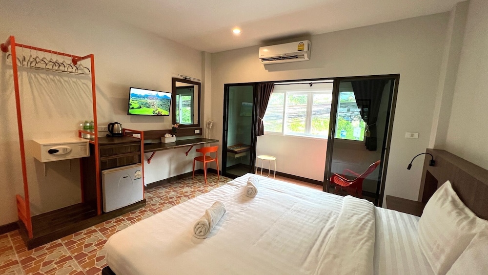 Double Room, 1 King Bed