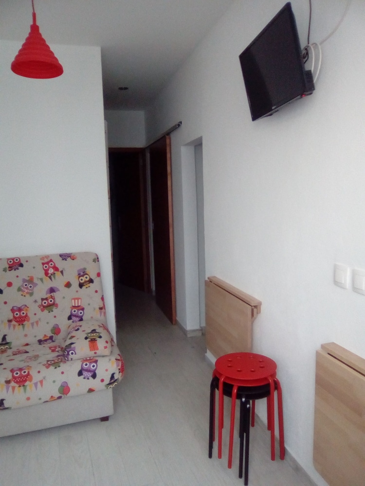 Family Apartment, 2 Bedrooms, Kitchenette, Ground Floor photo 2