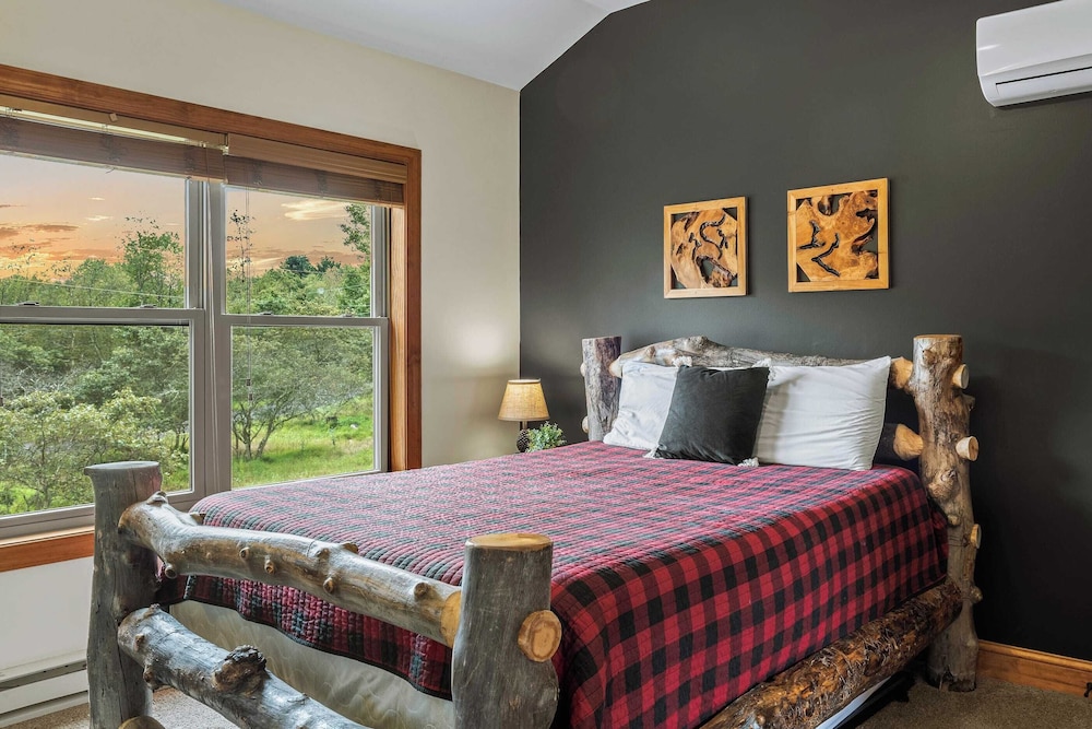 House (Multiple Bedrooms) photo 2