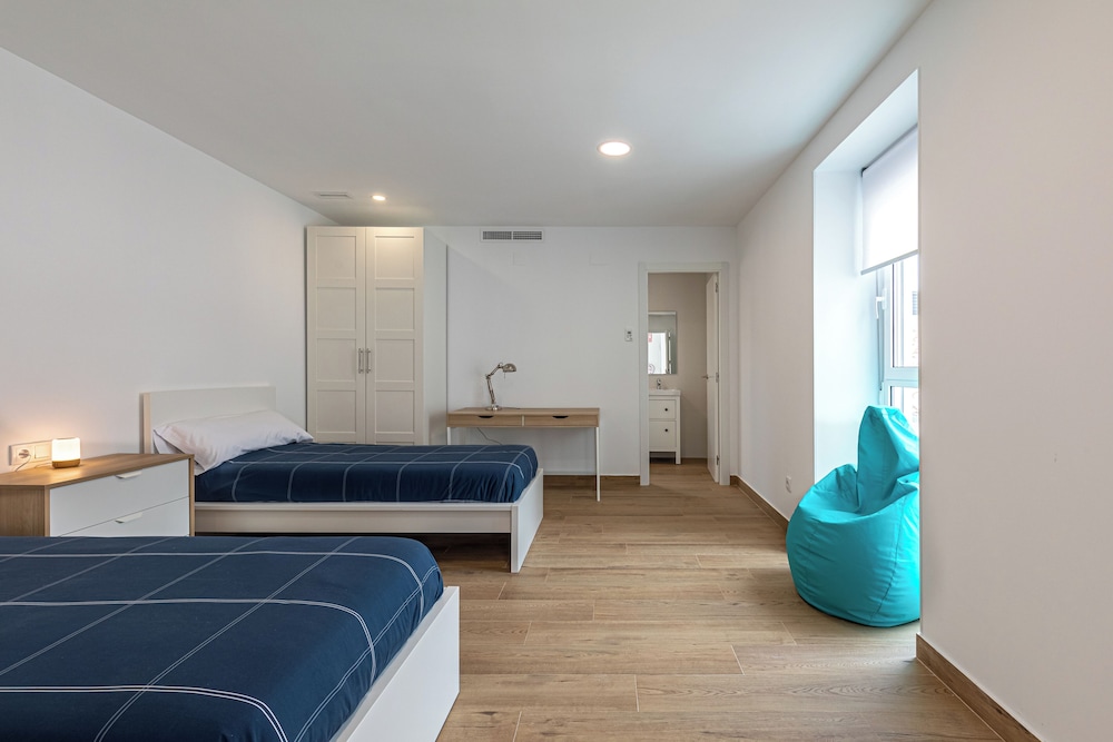 Double Room (Small)