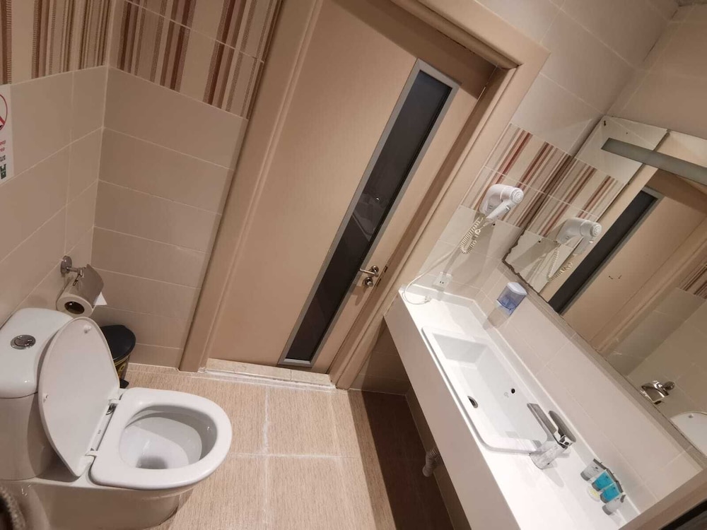 Economy Double or Twin Room photo 3