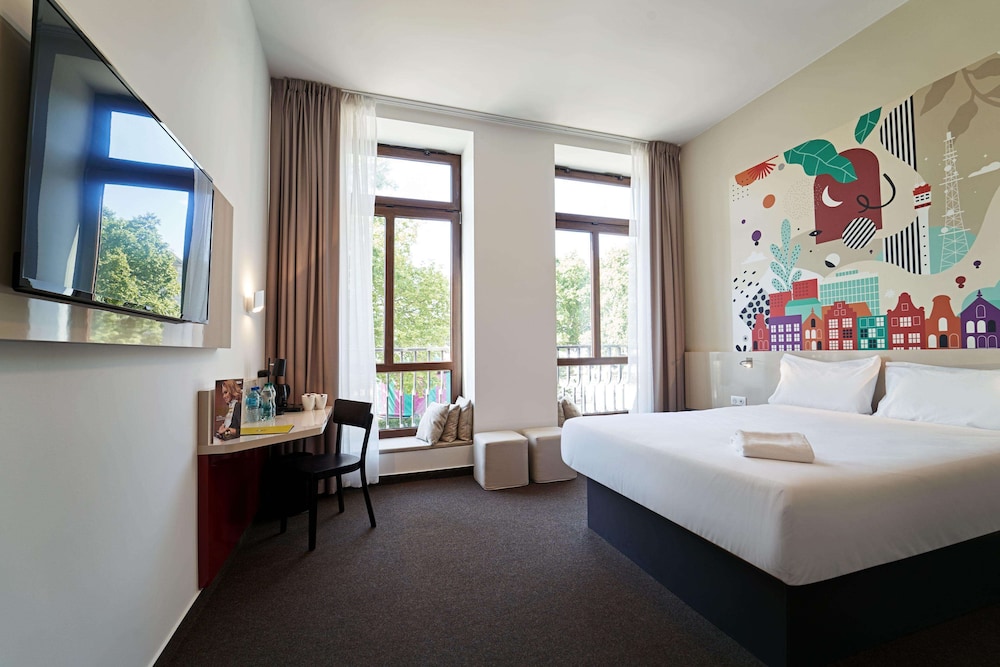 Standard Room - Photo 1